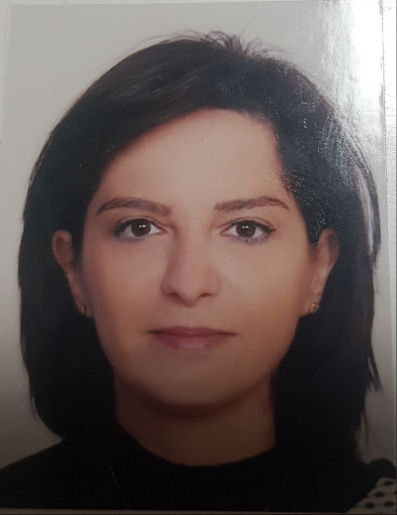 السيدة لينا يارد