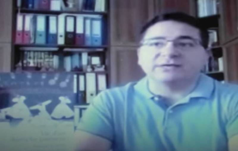 Alberto Fabio Ambrosio : Vie d’un derviche tourneur