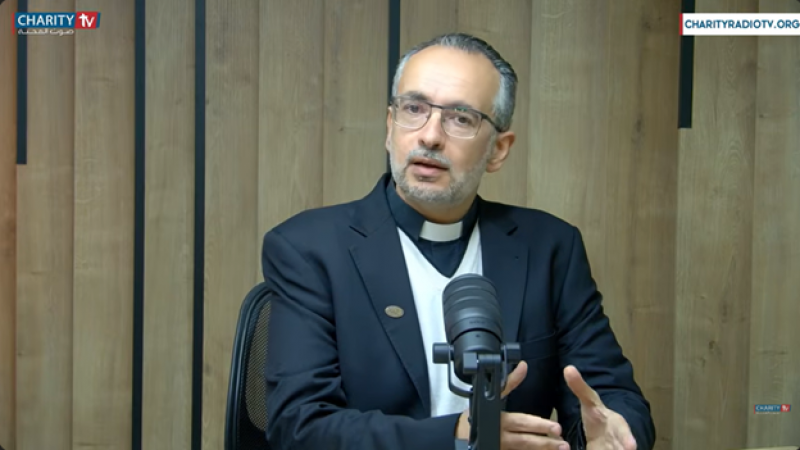 إصدار الأب طوني حمصي اليسوعي الجديد الكنيسة والذكاء الاصطناعي