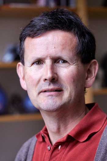 الأب نيقولاس سانتوبان اليسوعيّ