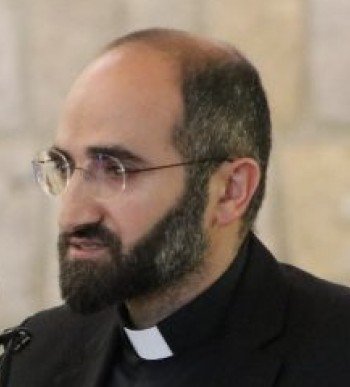 الخوري بولس مطر